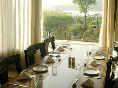 होटल Hilltop Palace 3*