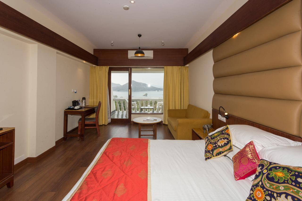 होटल Hilltop Palace Udaipur