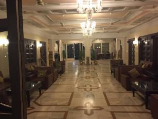 Hilltop Palace